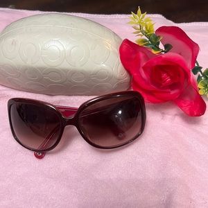 Coach sunglasses super cute authentic, good conditions